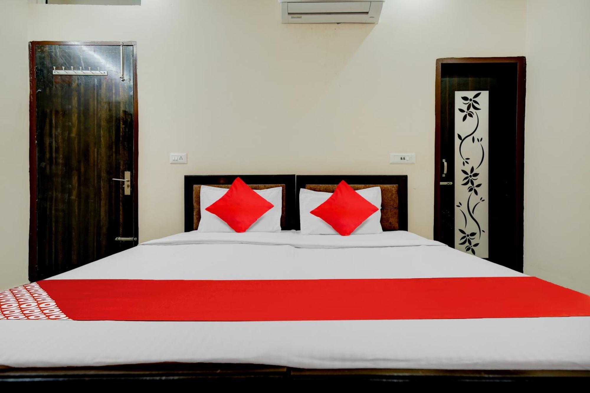 Hotel O Classic Mohali Экстерьер фото